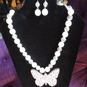 Butterfly necklace set